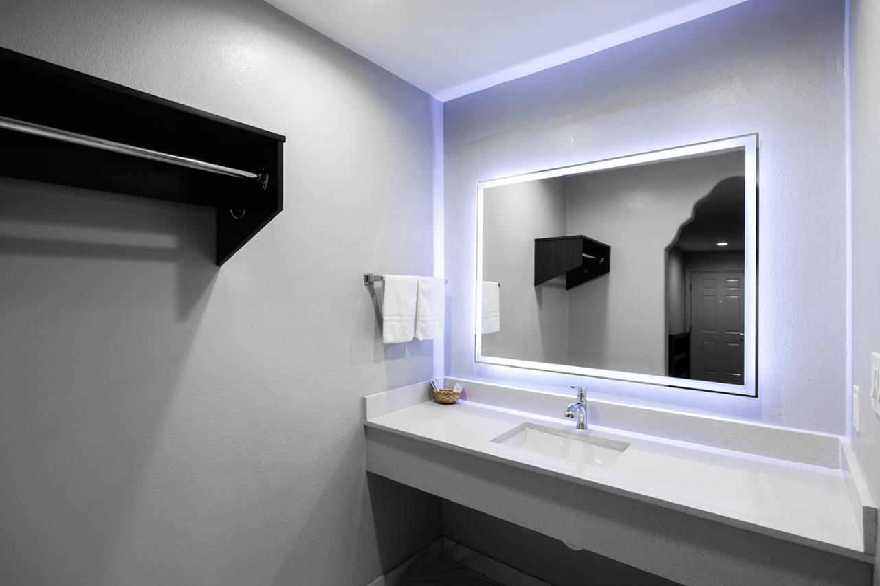 Downtowner Inns - Houston Downtown & Convention Center المظهر الخارجي الصورة